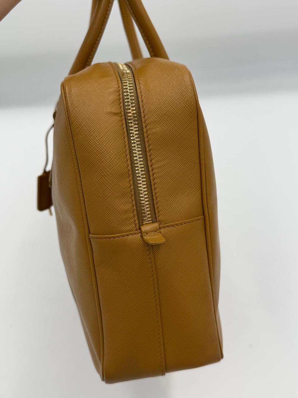 Prada Saffiano Boston - Picture 14 of 14